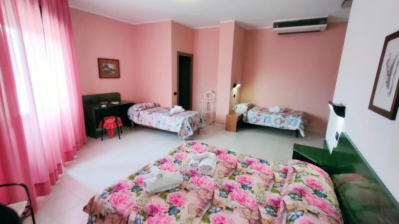Hotel Mater Mediterranea Senorbi Екстериор снимка